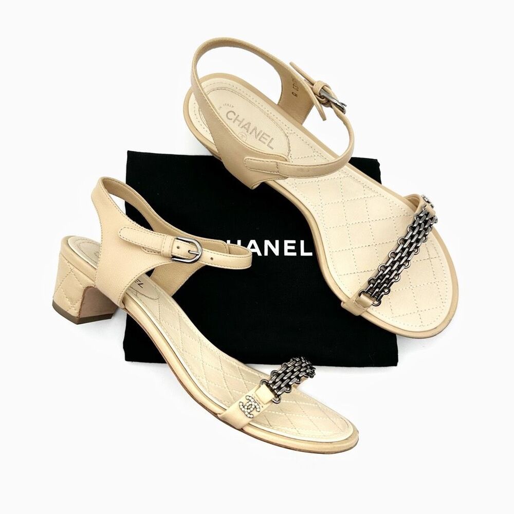 CHANEL Beige Chain Ankle Strap Heels Size 38 Interlocking Pearl CC Logo Sandals - Picture 2 of 13